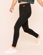 Load image into Gallery viewer, Earth Republic Emberly Leggings Leggings in color Jet Black and shape legging
