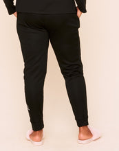 Load image into Gallery viewer, Earth Republic Shawn Jogger Pant Joggers in color Jet Black and shape jogger
