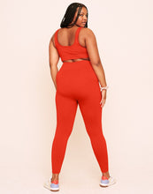 Load image into Gallery viewer, Earth Republic Lilah Ombre Full Legging Leggings in color Solid 05 - Ombre Red and shape legging
