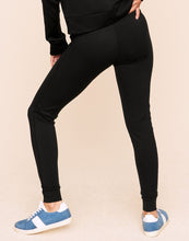 Load image into Gallery viewer, Earth Republic Jenesis Fitted Legging Leggings in color Jet Black and shape pant
