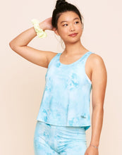 Load image into Gallery viewer, Earth Republic Micah Cropped Tank Cropped Tank in color Wash (Sports Print 3) and shape tank
